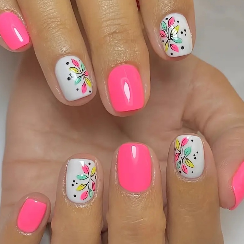 Pink and White Floral Press on Nails